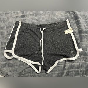 Aero gray shorts with white stripes